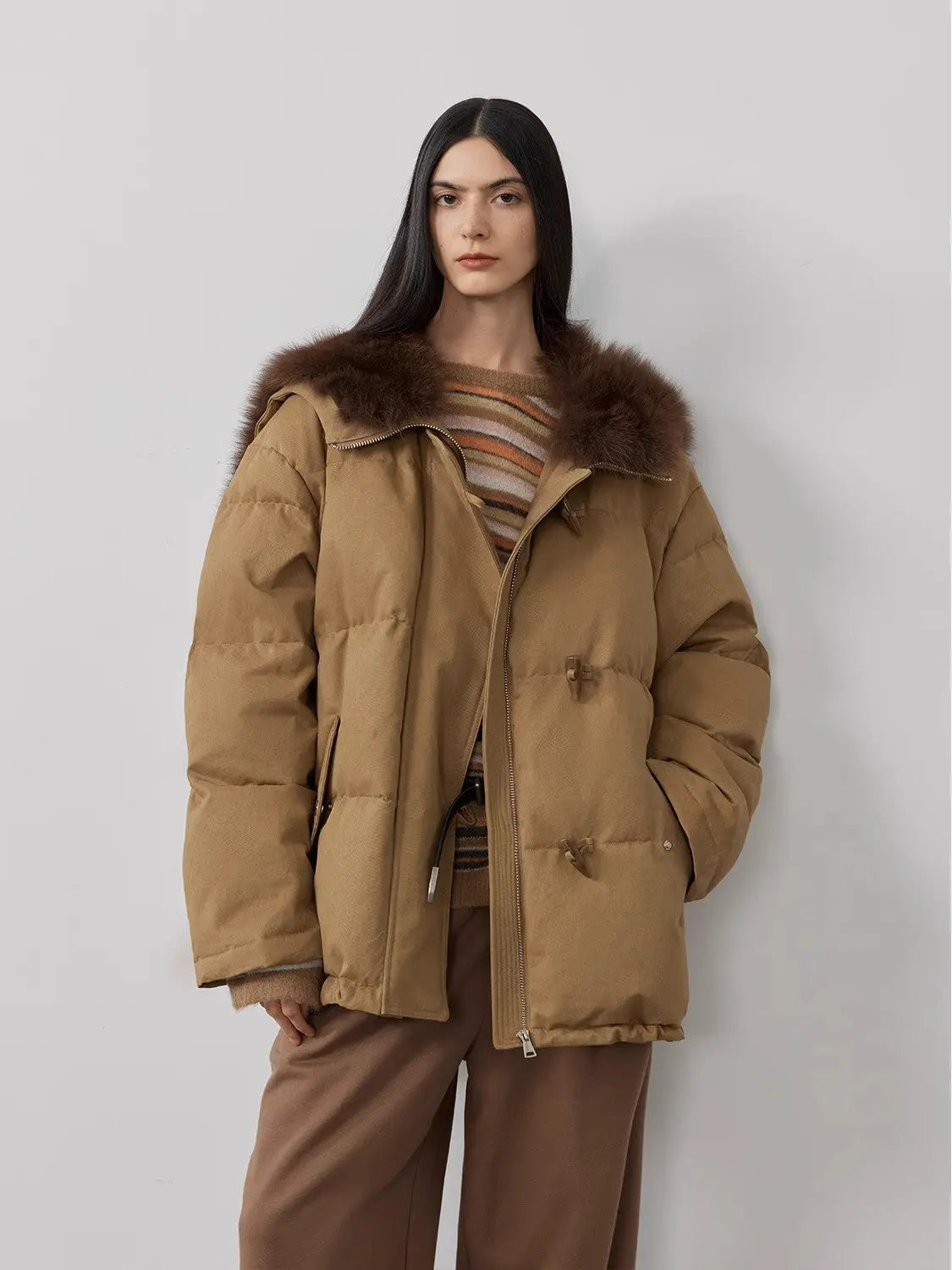 Fireladyfur Women's Down Parka with Fox Fur and Large Lapel“Street Badge”-2