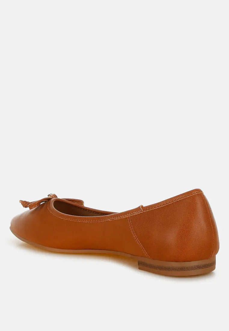 Enchanted Faux Leather Casual Ballerinas-2
